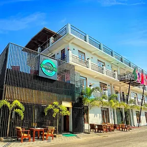 Asian Grand Hotel Negombo