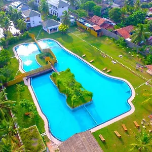 Resort Amaluna, Negombo