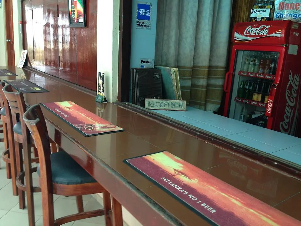 Oasis Beach Resort Negombo