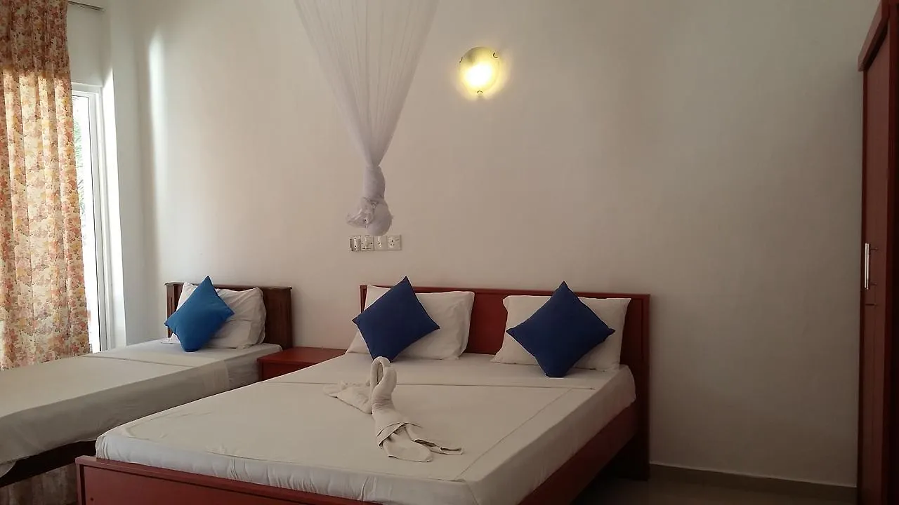 *** Hotel Oasis Beach Resort Negombo Sri Lanka